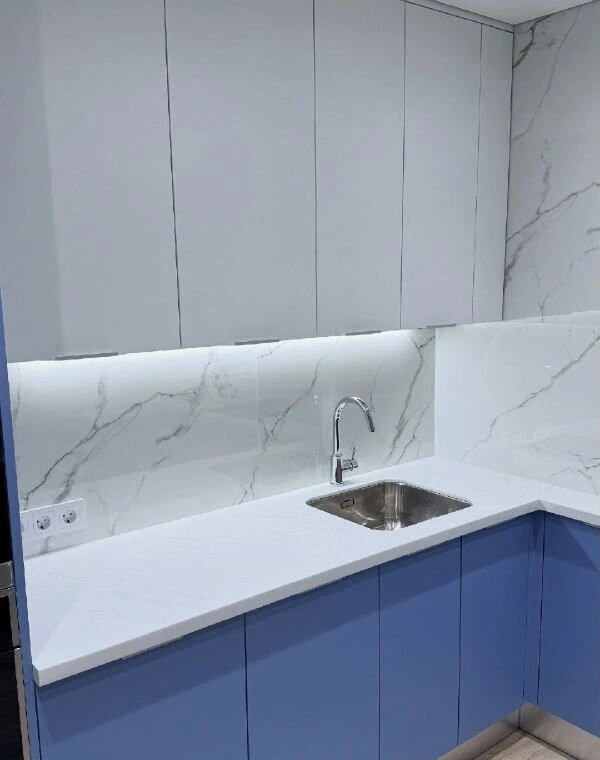 Кухня на заказ с установкой